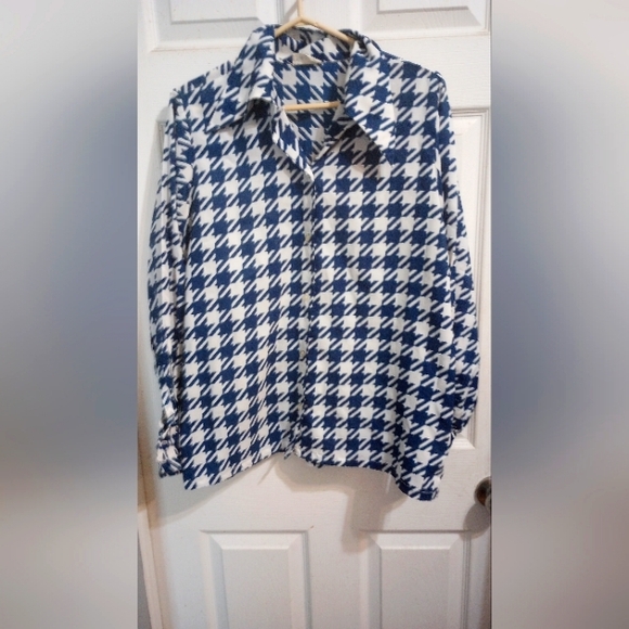 1970s Sears Roebuck vintage button down shirt - Picture 1 of 2